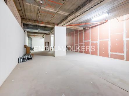 DSC_9333_web | Pronájem - obchodní prostor, 201 m²