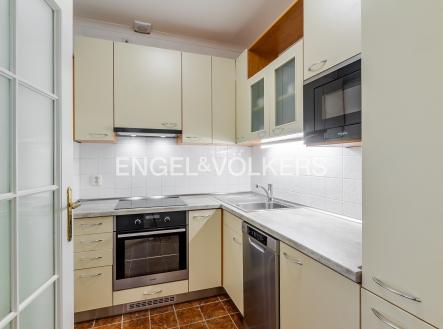 IMG_7987-HDR_web | Pronájem bytu, 3+1, 63 m²