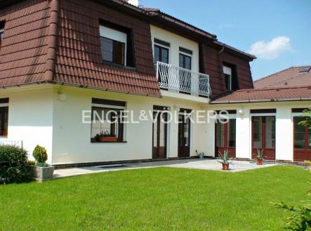 3 | Pronájem - dům/vila, 365 m²