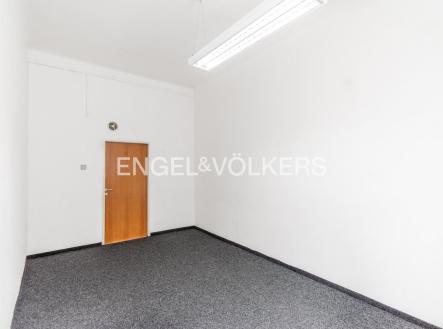 DSC_0342_web (1) | Pronájem - kanceláře, 15 m²