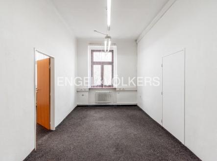 DSC_0327_web | Pronájem - kanceláře, 32 m²