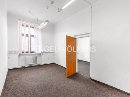 DSC_0332_web | Pronájem - kanceláře, 32 m²