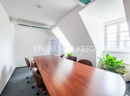 P1500355_web | Pronájem - kanceláře, 282 m²