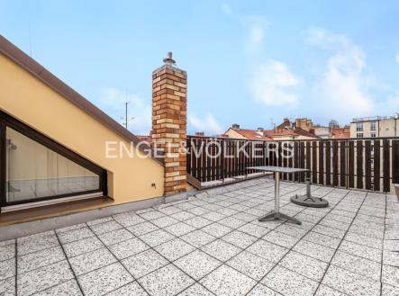 P1511800_web | Pronájem bytu, 2+1, 94 m²
