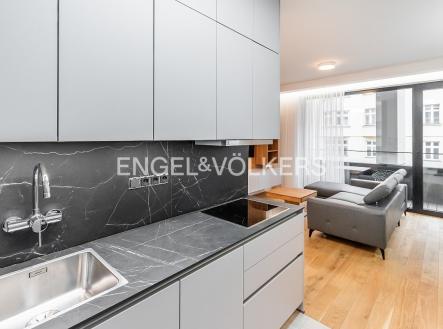 2 | Pronájem bytu, 1+kk, 36 m²