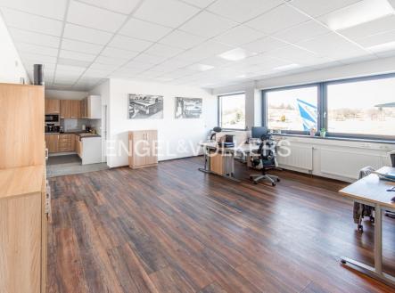 DSC_0290_web | Pronájem - komerční objekt, sklad, 199 m²