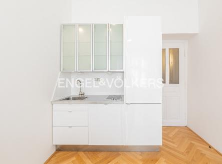 3 | Pronájem bytu, 2+kk, 47 m²