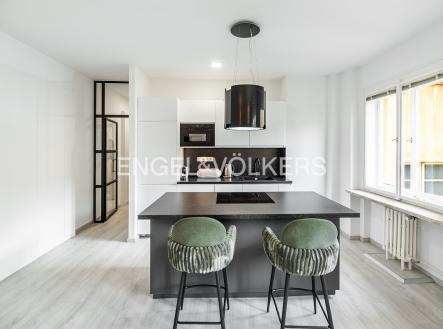 2 | Pronájem bytu, 1+kk, 47 m²