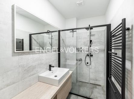 4 | Pronájem bytu, 1+kk, 47 m²