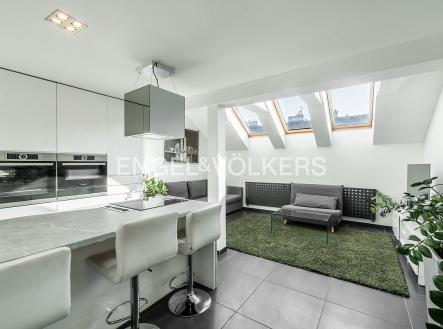 2 | Prodej bytu, 2+kk, 57 m²