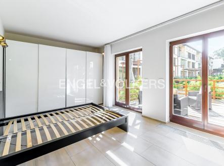 Pronájem bytu, 1+kk, 37 m² obrázek