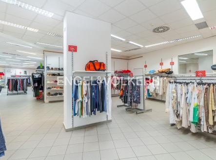 IMG_7305_web | Pronájem - obchodní prostor, 323 m²