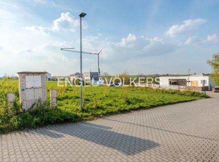 3 | Prodej - pozemek pro bydlení, 945 m²