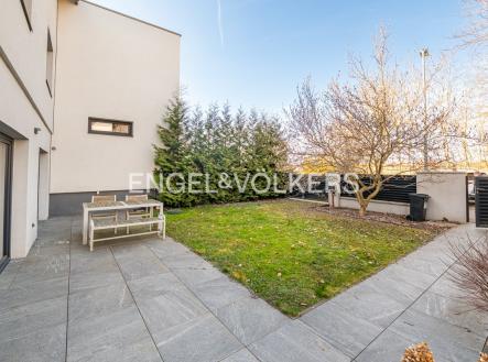 3 | Pronájem - dům/vila, 140 m²