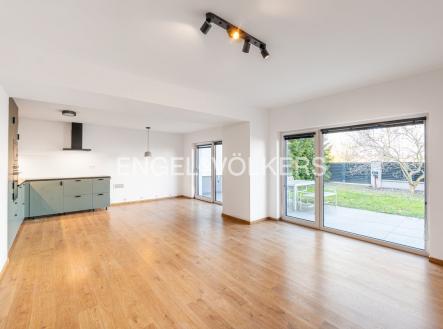 1 | Pronájem - dům/vila, 120 m²