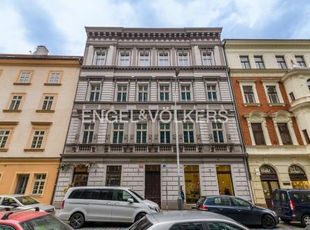 Pronájem - obchodní prostor, 93 m² obrázek