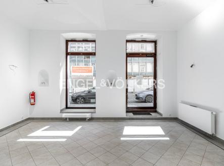 2 | Pronájem - obchodní prostor, 93 m²