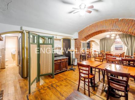 2 P1578177_web | Pronájem - restaurace, 119 m²
