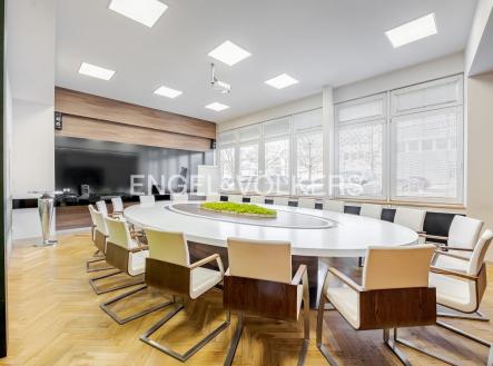 2 | Pronájem - kanceláře, 135 m²