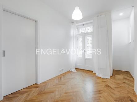 3 | Pronájem bytu, 2+kk, 44 m²