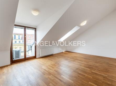 1 | Pronájem bytu, 4+1, 147 m²