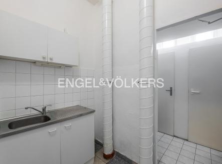 P1511704_expose | Pronájem - kanceláře, 58 m²