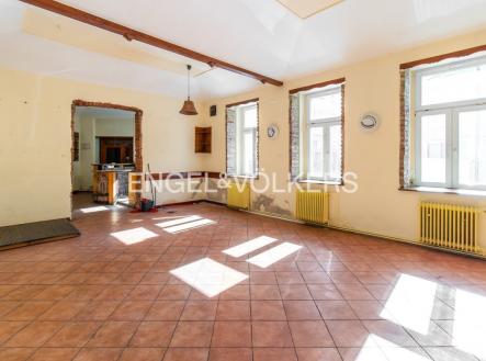 2 | Pronájem - obchodní prostor, 139 m²