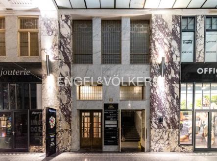 3 | Pronájem - kanceláře, 544 m²