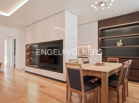 MD2A0955 | Pronájem bytu, 4+kk, 140 m²