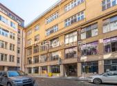 Pronájem - kanceláře, 152 m²