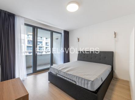 4 | Pronájem bytu, 2+kk, 65 m²