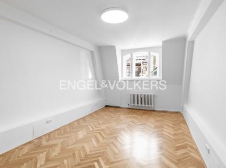 1 | Pronájem bytu, 2+1, 84 m²