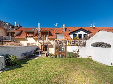 3 | Pronájem - dům/vila, 350 m²