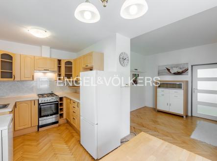 1 | Pronájem bytu, 3+kk, 66 m²