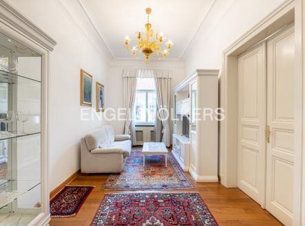 2 | Pronájem bytu, 3+kk, 77 m²