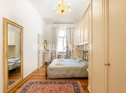 4 | Pronájem bytu, 3+kk, 77 m²