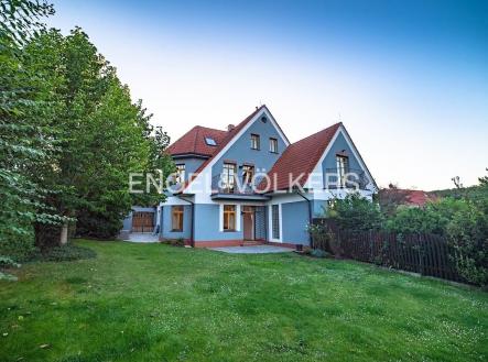 3 | Pronájem - dům/vila, 250 m²