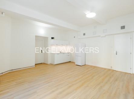 P1556192_web | Pronájem bytu, 1+kk, 26 m²