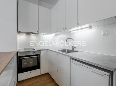 2 | Pronájem bytu, 2+kk, 42 m²