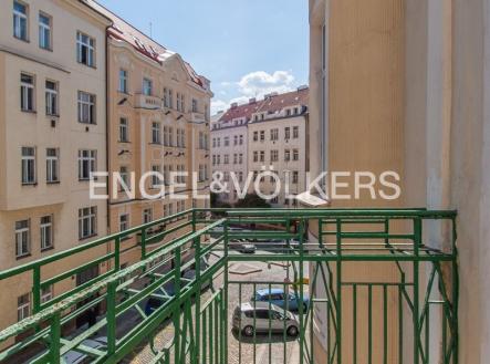 4 | Pronájem bytu, 1+kk, 27 m²