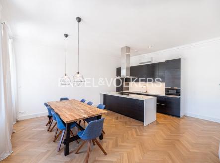 2 | Pronájem bytu, 5+kk, 172 m²