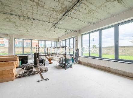 3 | Pronájem - kanceláře, 254 m²