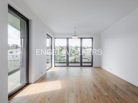 2__P1566775-HDR_web | Prodej bytu, 2+kk, 66 m²