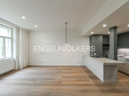 3b | Pronájem bytu, 4+kk, 107 m²