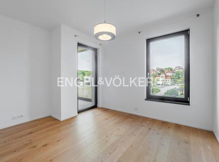 4__P1566783-HDR_web | Prodej bytu, 2+kk, 66 m²
