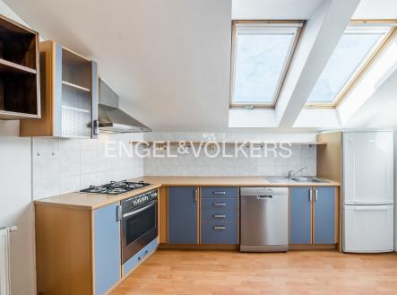 2 (2) | Pronájem bytu, 3+kk, 112 m²