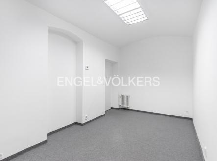 2 | Pronájem - kanceláře, 28 m²