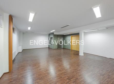 P1545243_web | Pronájem - obchodní prostor, 84 m²