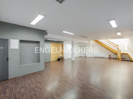 P1545242_web | Pronájem - obchodní prostor, 84 m²