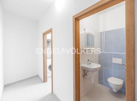 4 | Pronájem bytu, 1+kk, 41 m²